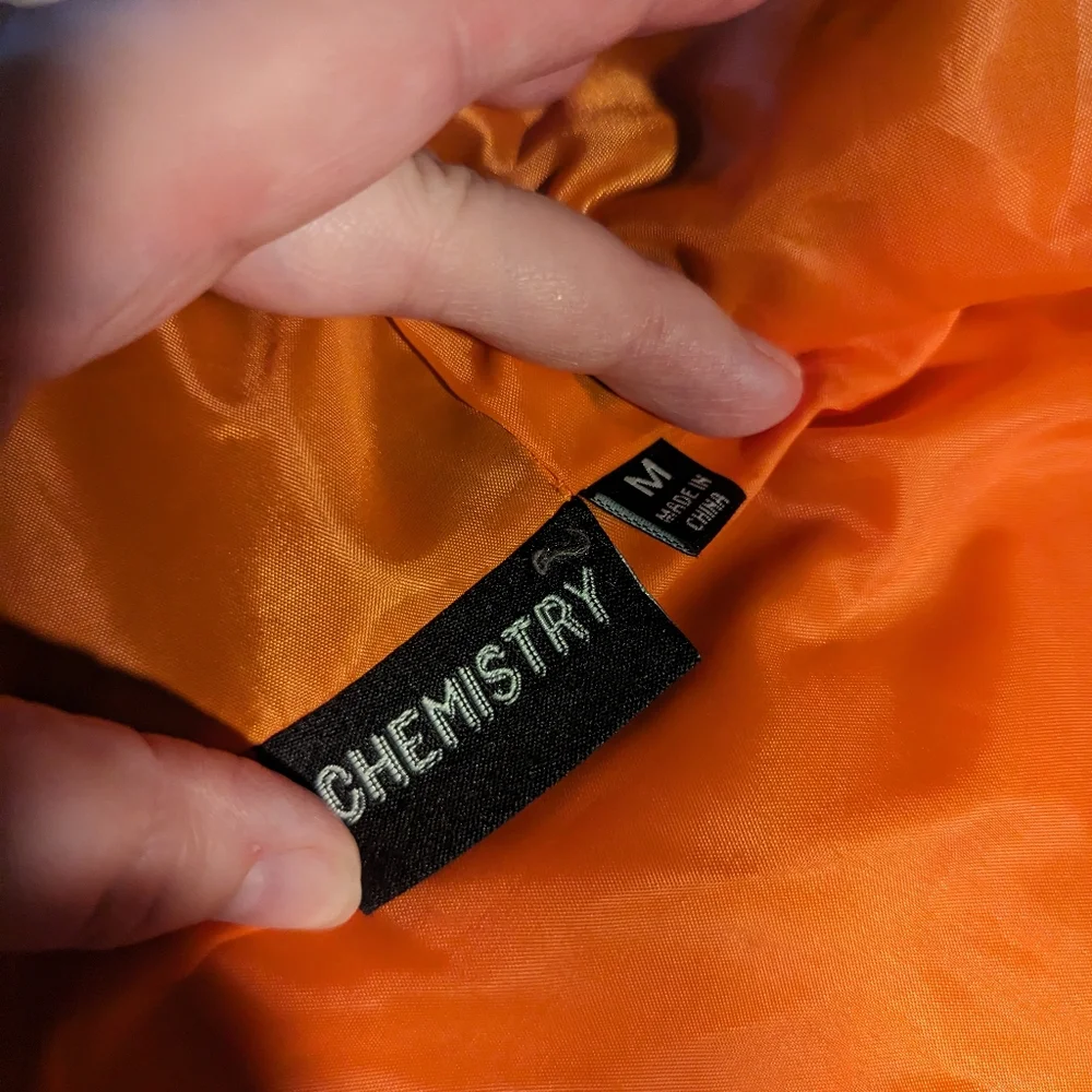 NASA orange and black windbreaker - Picture 7 of 7